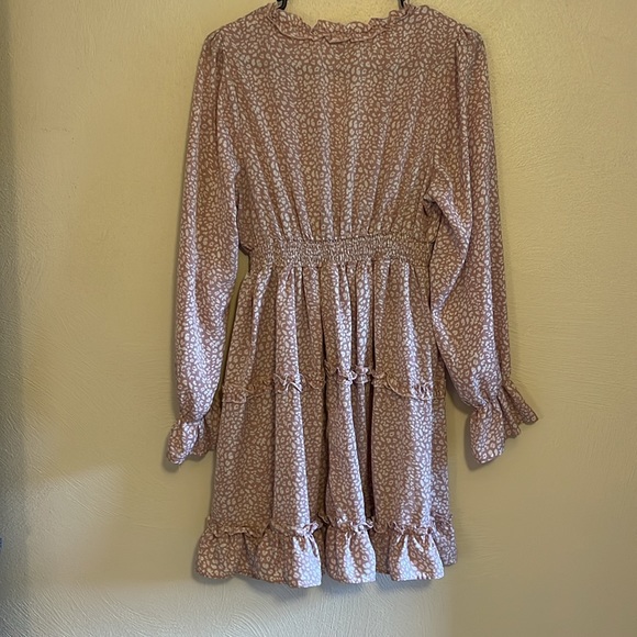 Shein long sleeve ruffled dress - Picture 2 of 3